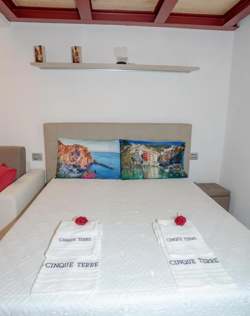 Eden Rooms La Spezia 2*,  Italy